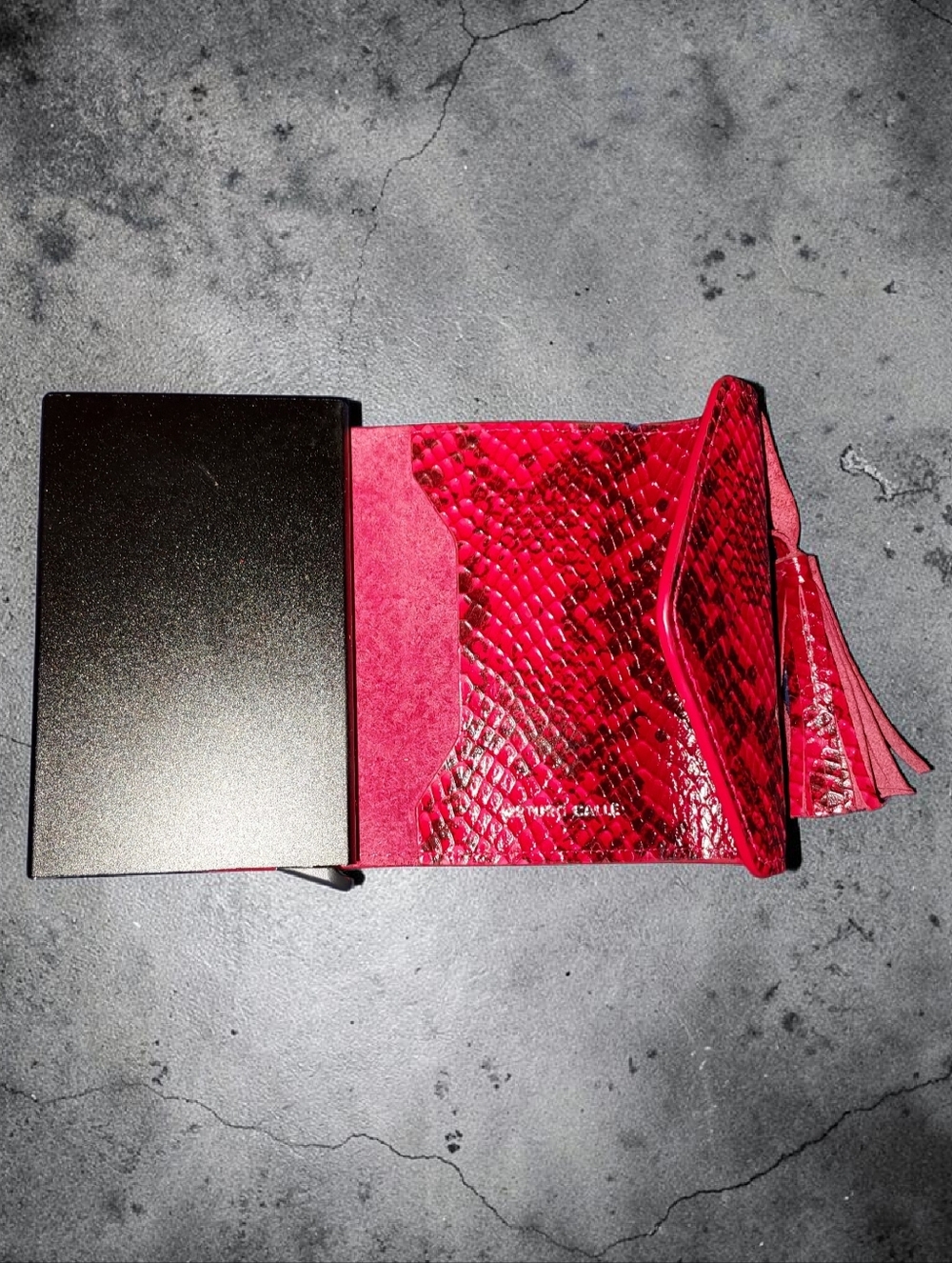 Arturo Calle Python-Embossed Leather Card Case - Picture 3 of 3